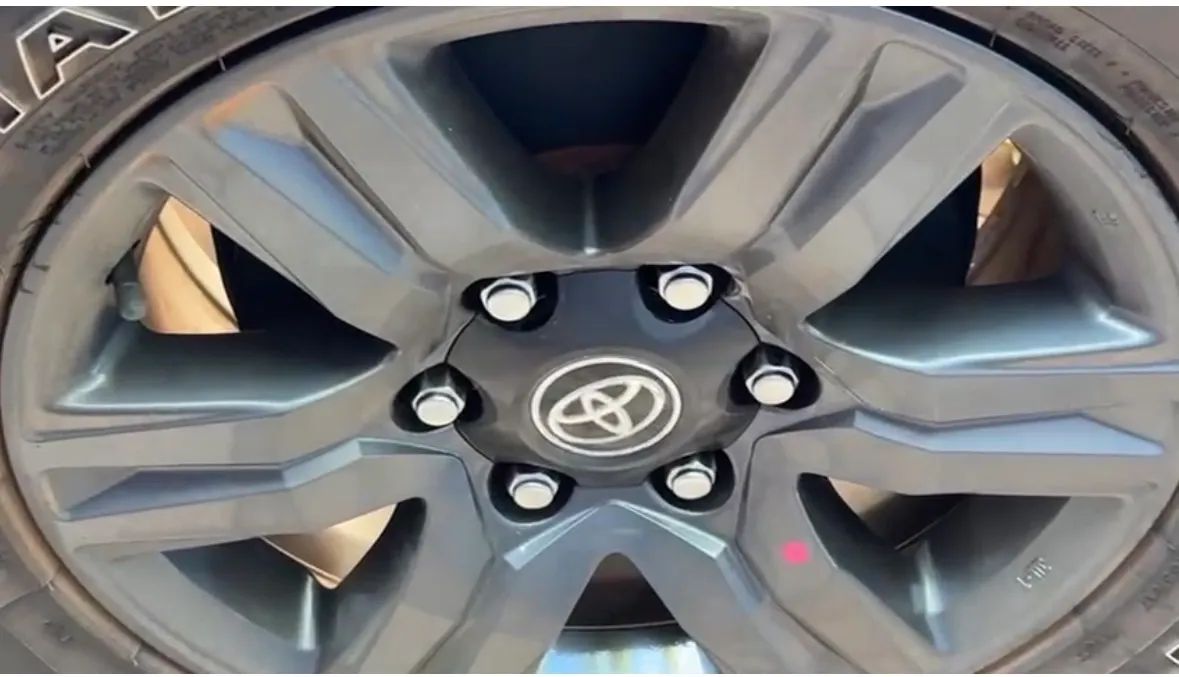 Roda Hilux aro 22 e aro 17 - Foto 3