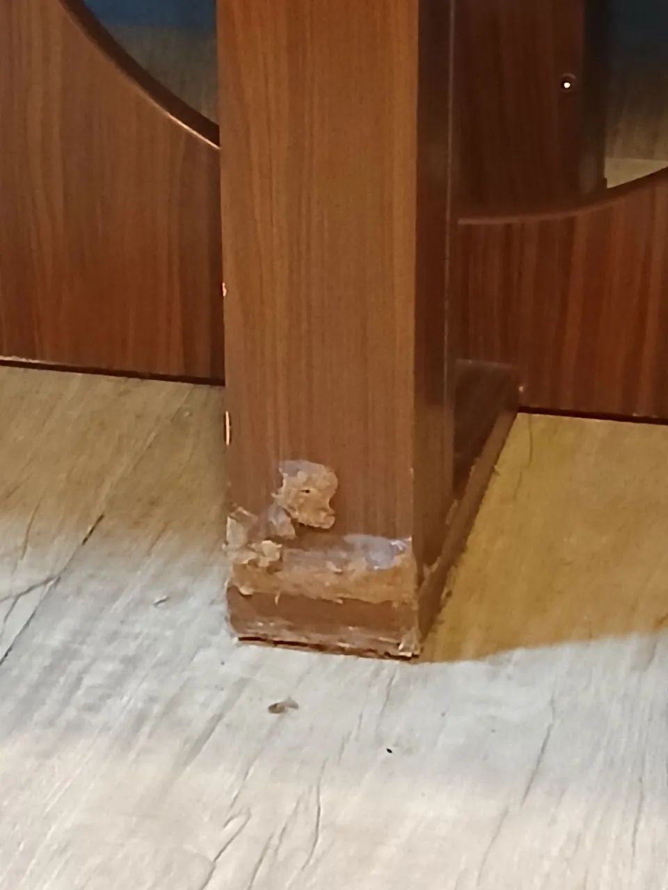 Mesa sala de jantar usada somente a mesa - Foto 5