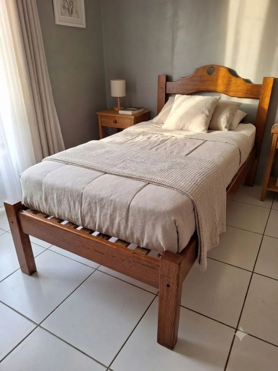 Cama de solteiro velhinha - Foto 2