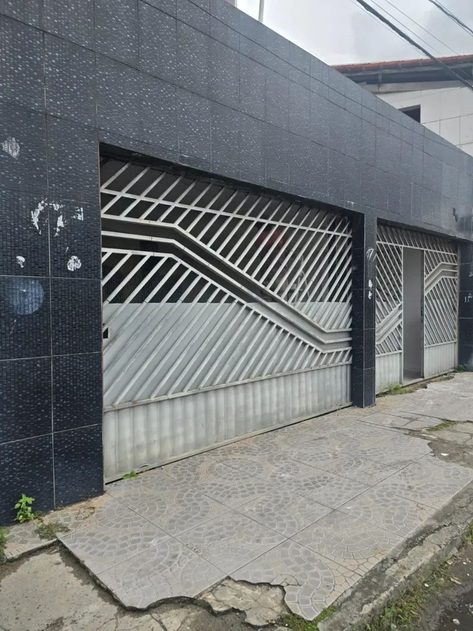 Aliugo casa com 2/4 em Paripe