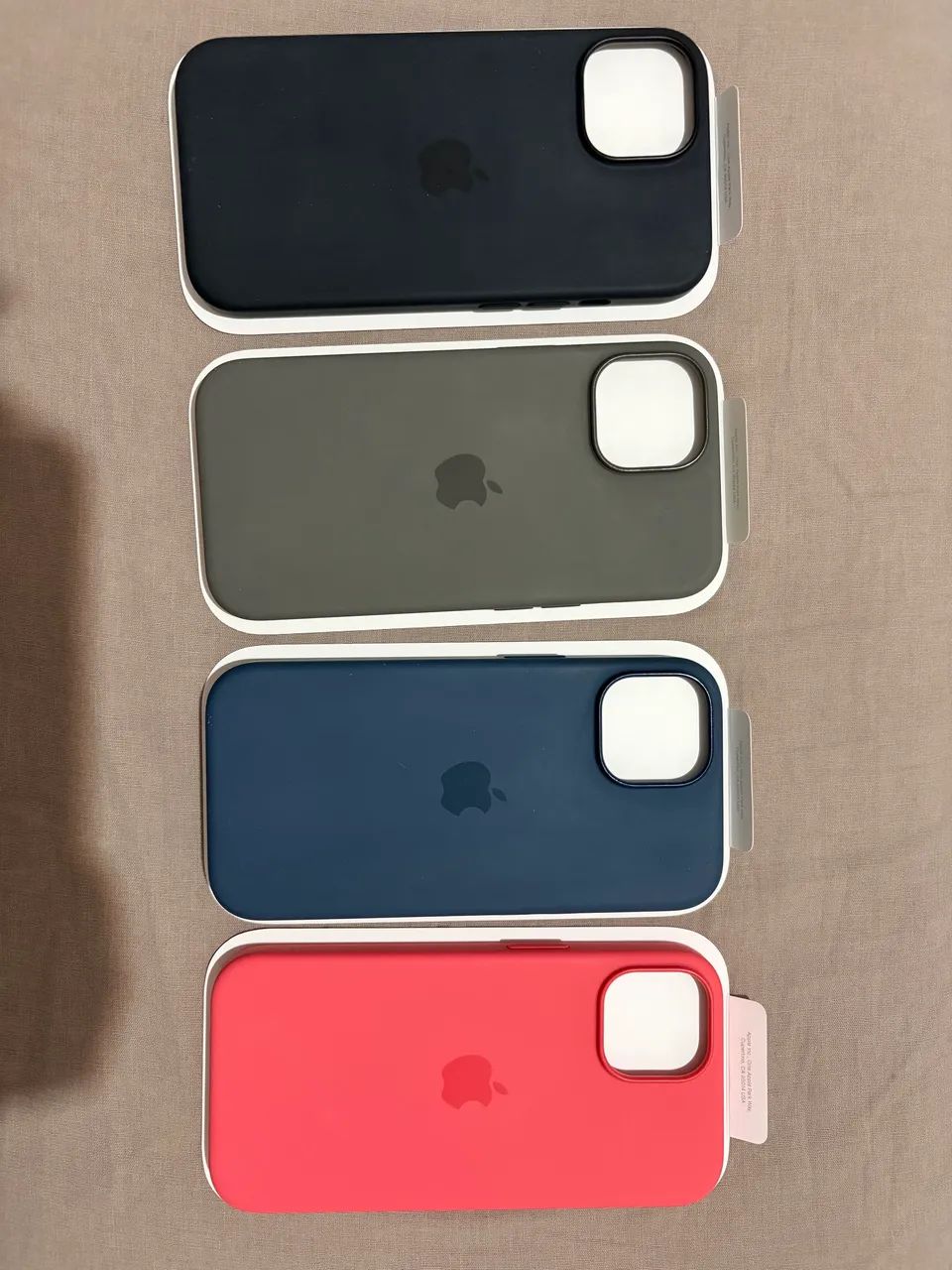 Case iphone 15 Apple Original (100$ cada) - Foto 2
