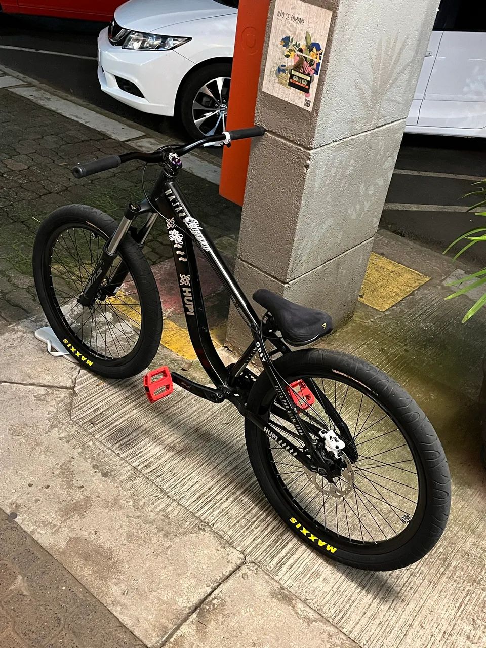 Vendo hupi naja v8
