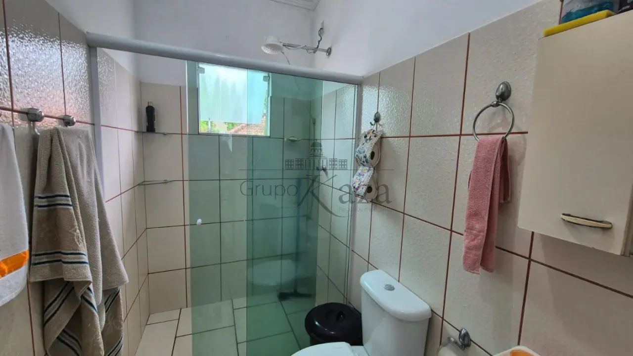 Oportunidade - Chácara - Chácaras Rurais Guararema - Jacareí - 2 Dormitórios - 160m². - Foto 4
