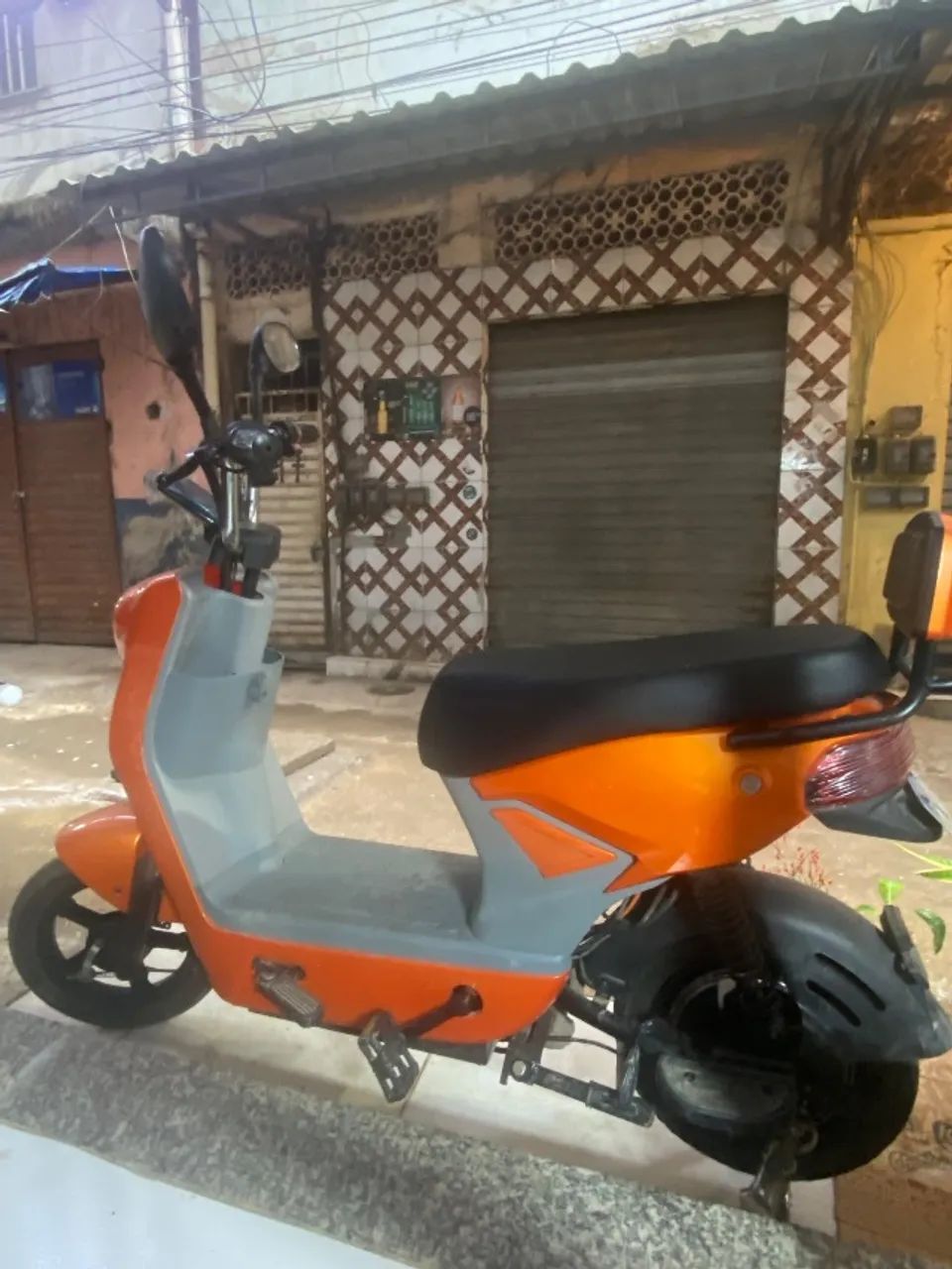 Moto elétrica 