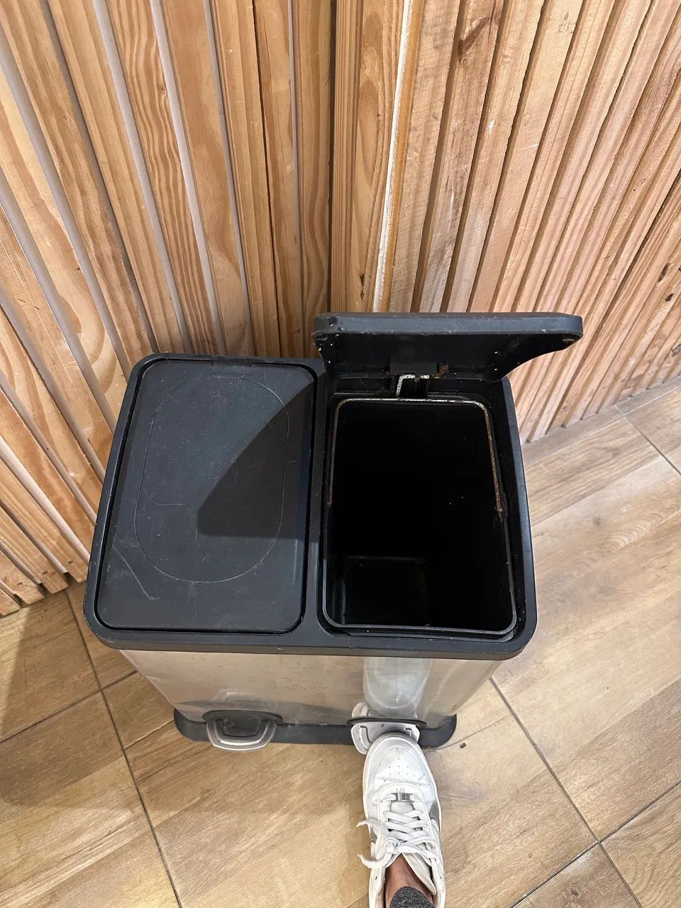 Lixeira dupla em inox  30l - Foto 3