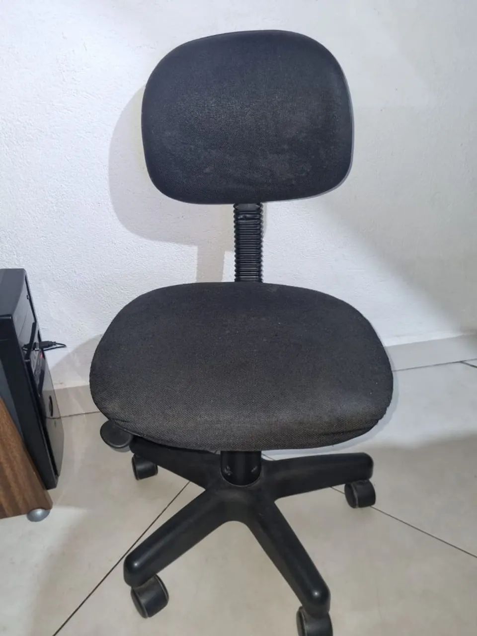Computador completo com mesa e cadeira - Foto 2