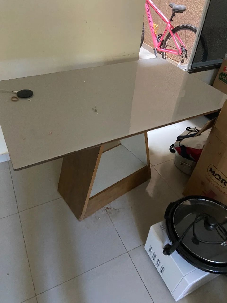 Mesa 4 lugares tampão vidro