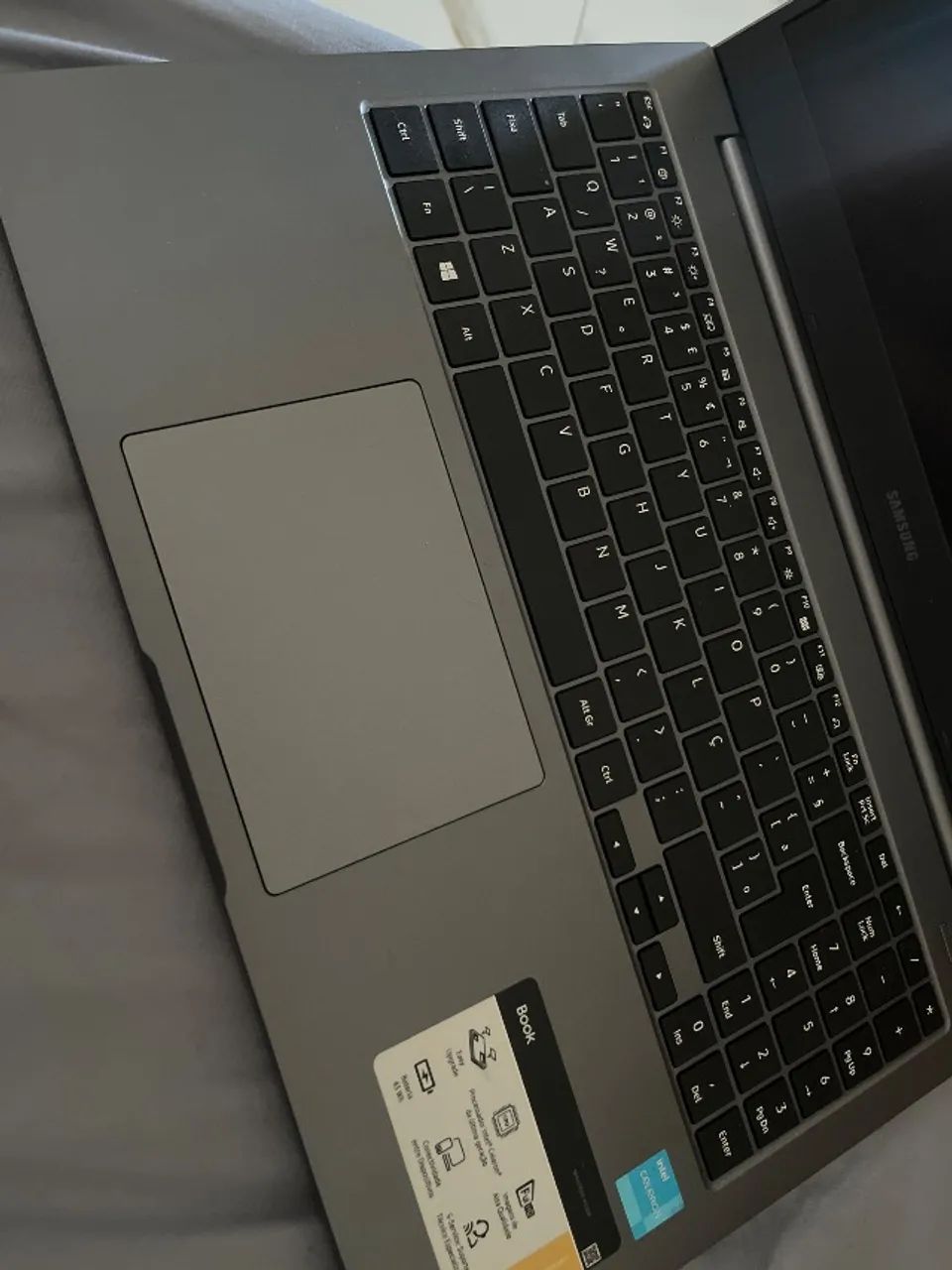 Samsung Book com tela Full HD de 15.6 polegadas, processador Intel Celeron-6305, 4GB de RA - Foto 2