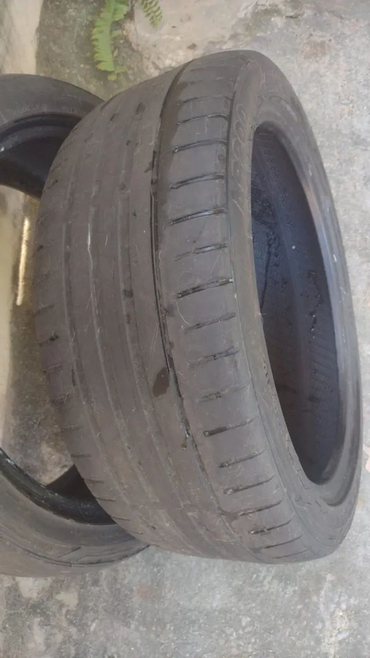 Pneus de carro - Foto 2