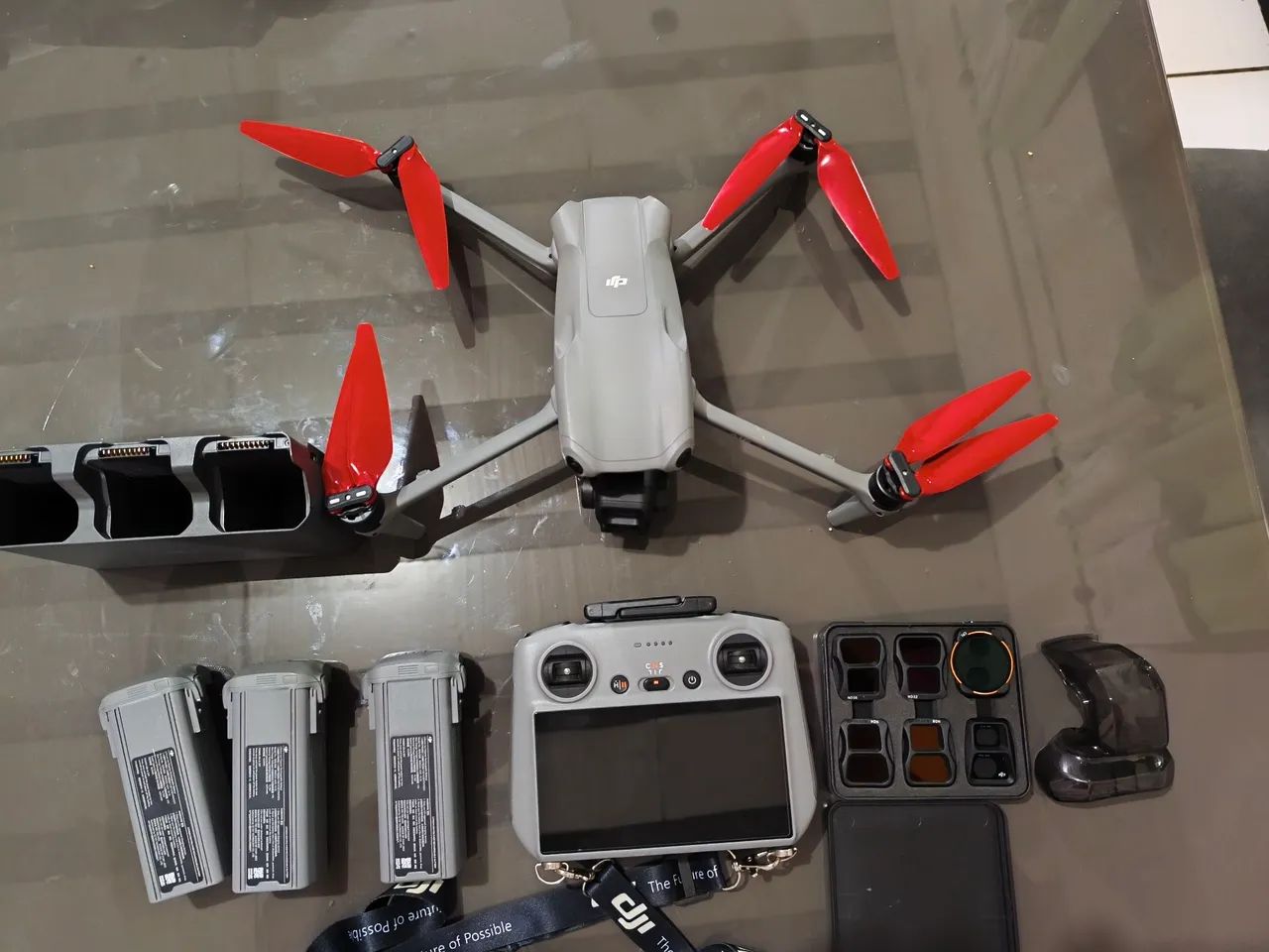 Drone Air 3 DJI vende se - Foto 3