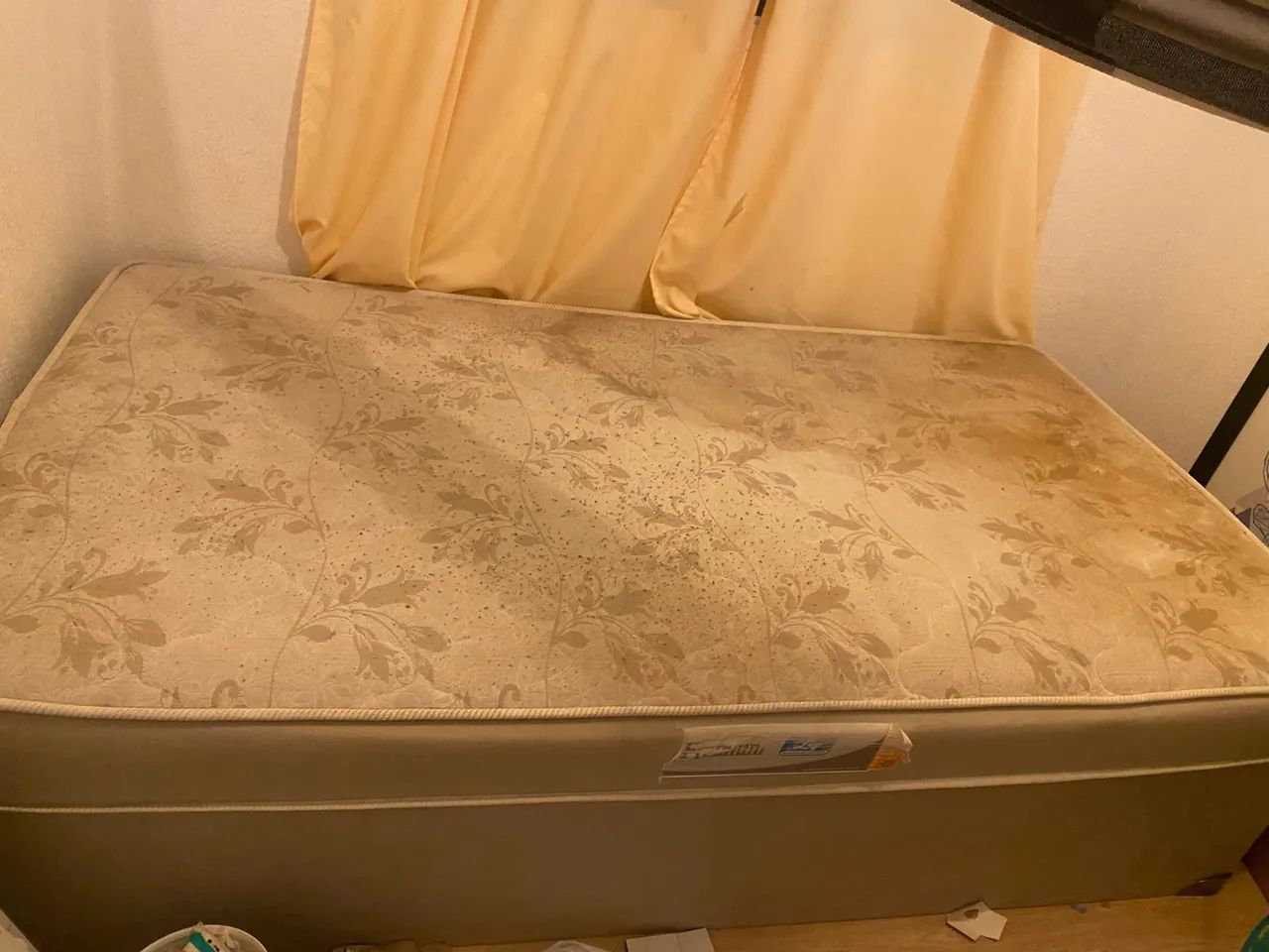 Cama soltereirao 