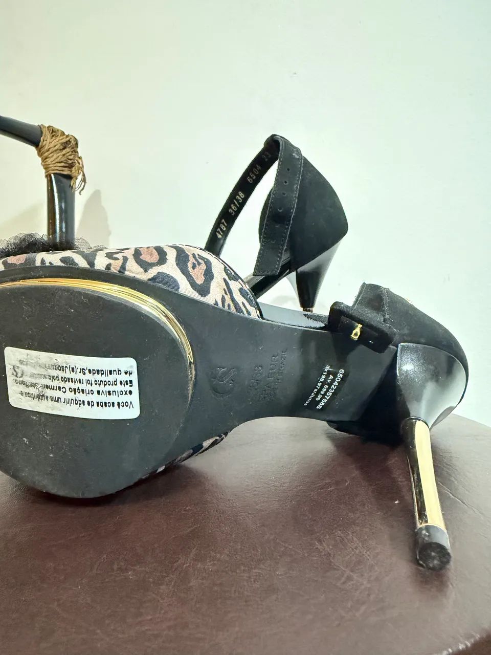 sandália carmen steffens onça 36 - Foto 4