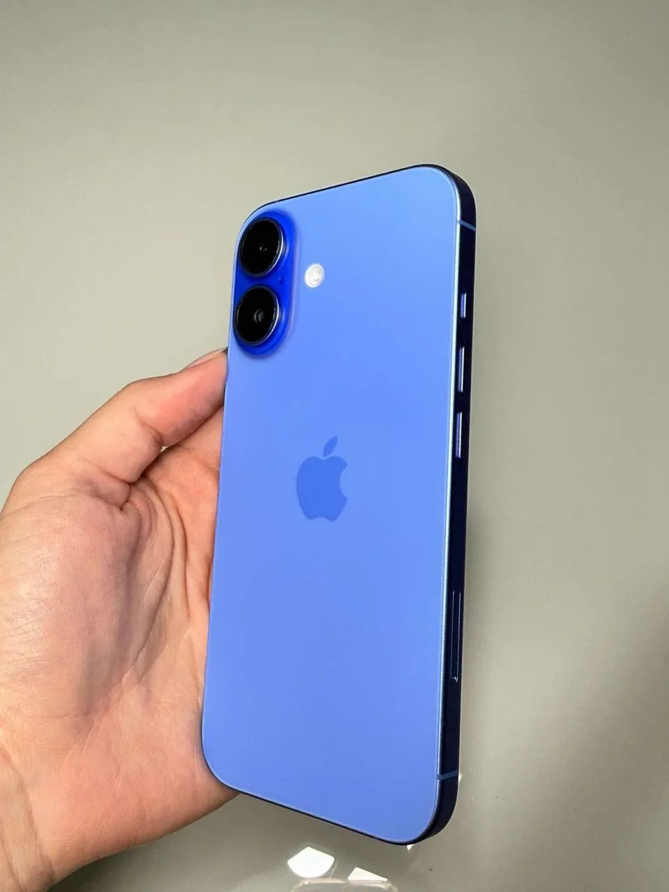 iPhone 16 -128GB só pega WI-FI  - Foto 2