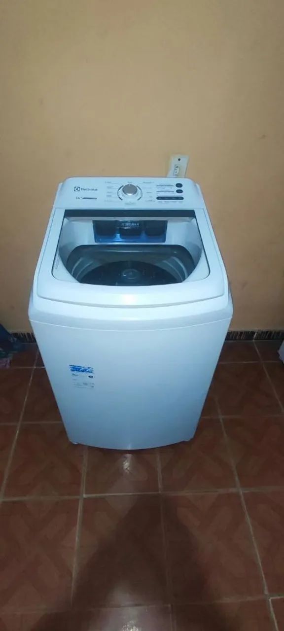 Máquina de Lavar Electrolux 14kg 