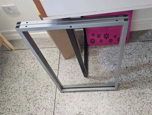 Mesa para consultorio ou escritorio usada - Foto 2