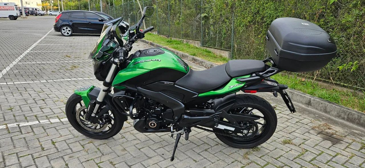 Bajaj Dominar 400 verde - Foto 2