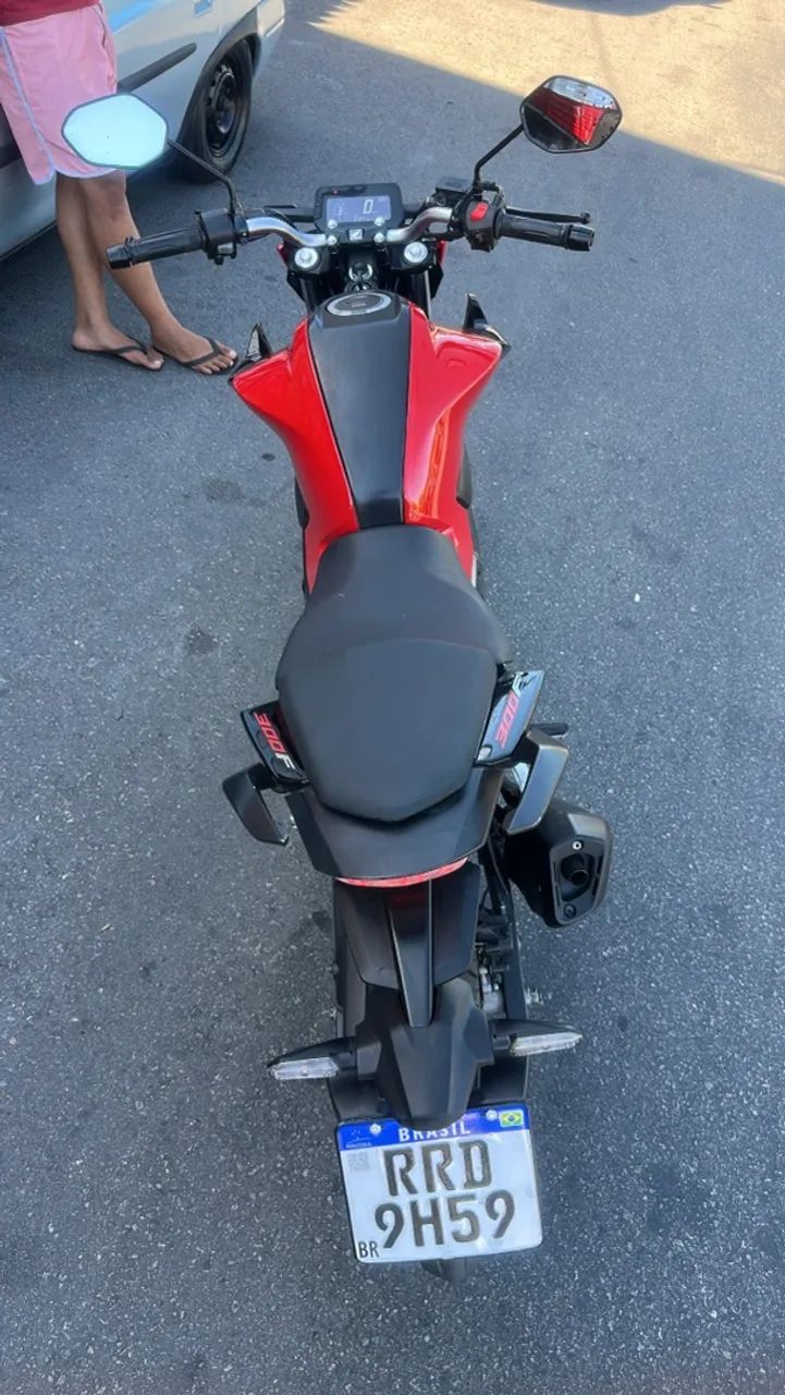 Cb Twister 300f ABS - Foto 3