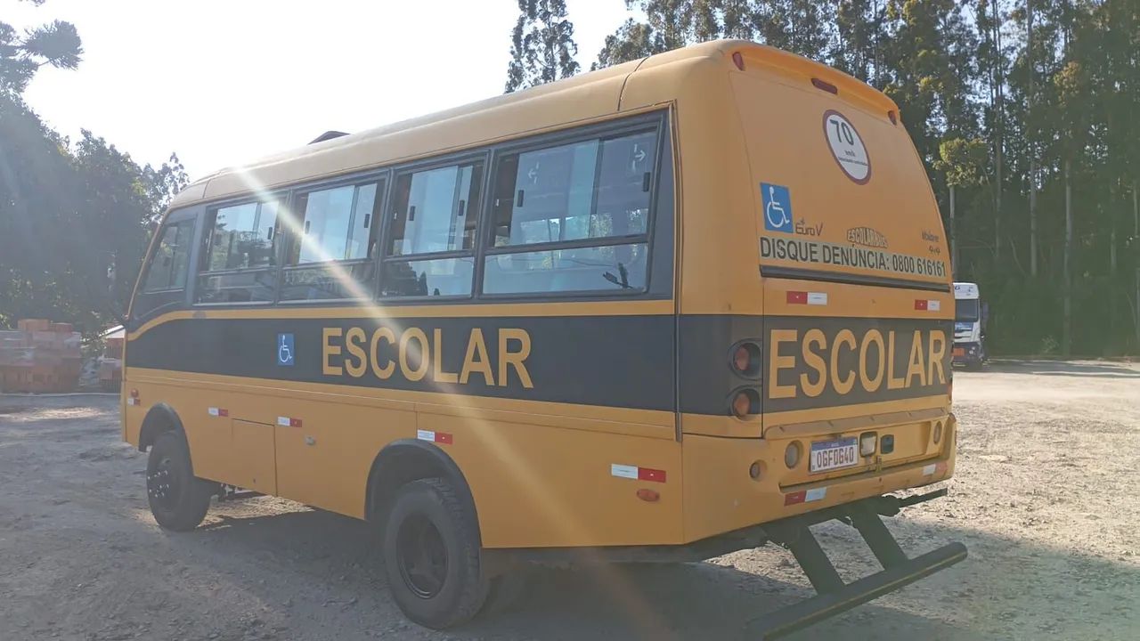 Micro ônibus Volare v8L 4x4  - Foto 3