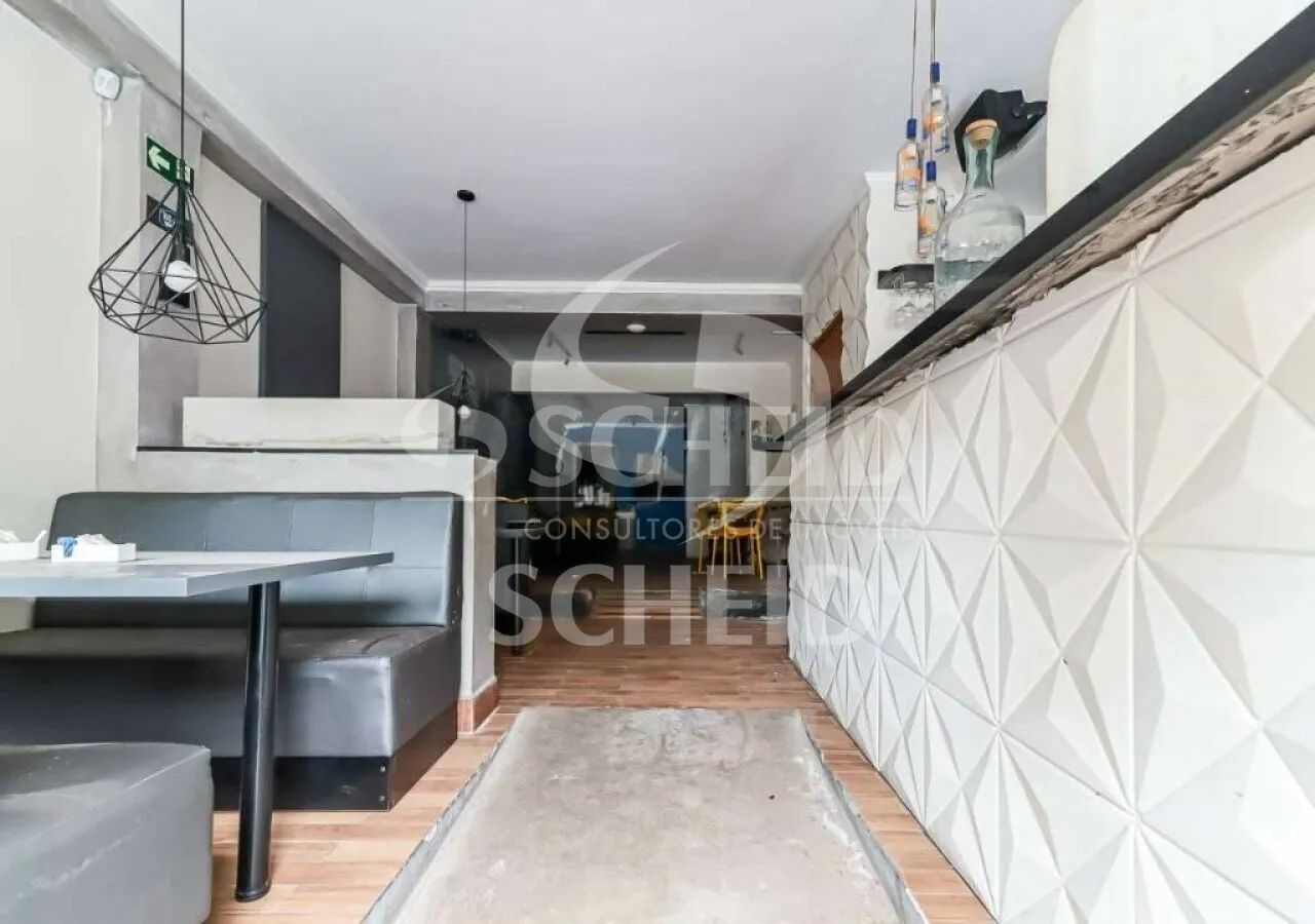 Loja/Restaurante à Venda na Chácara Santo Antônio com 300m²
