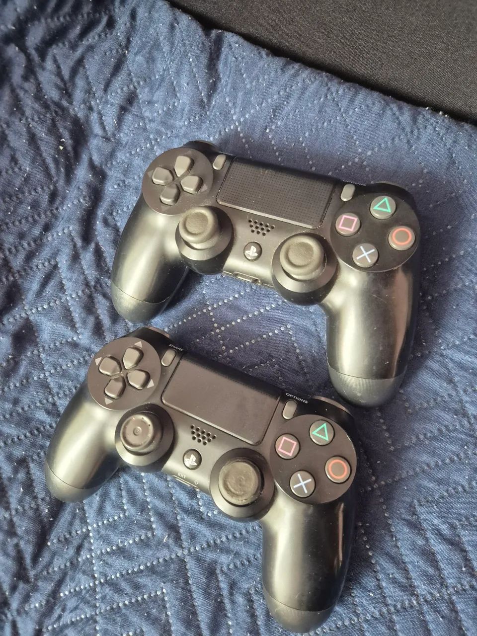 2 Controles Dualshock 4