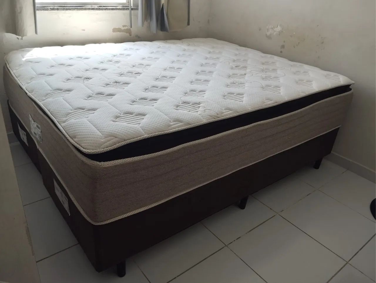 Cama Queen 5 meses de uso - Foto 3