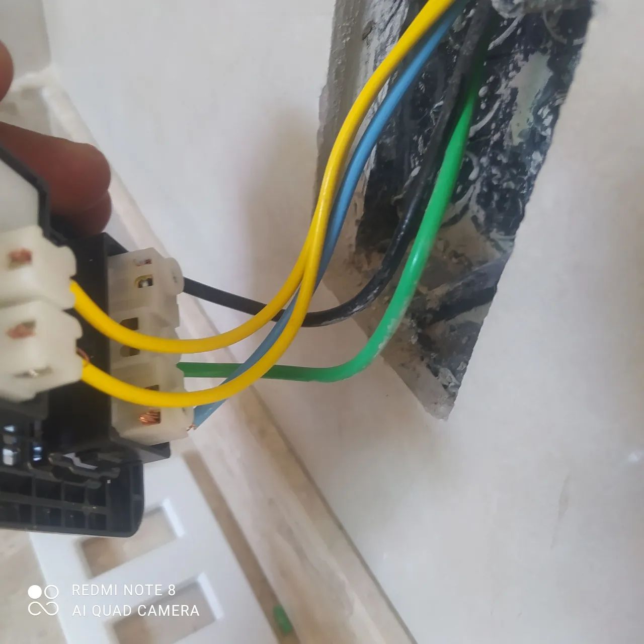 Eletricista residencial e comercial profissional: - Foto 2