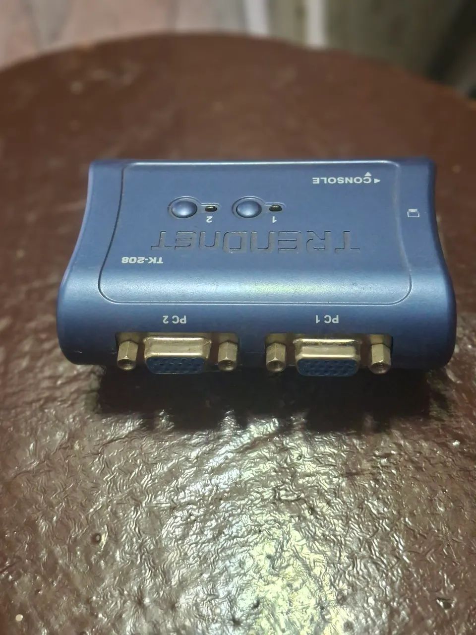  Chaveador Trendnet TK-208 KVM Switch azul - Foto 4