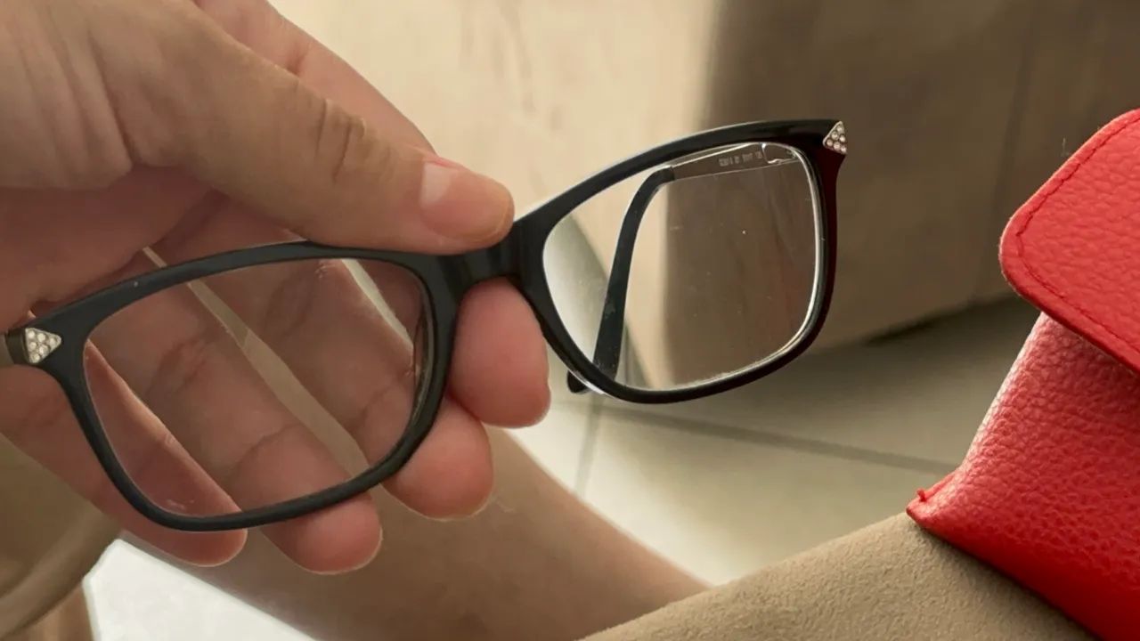 Armação óculos Guess  - Foto 3