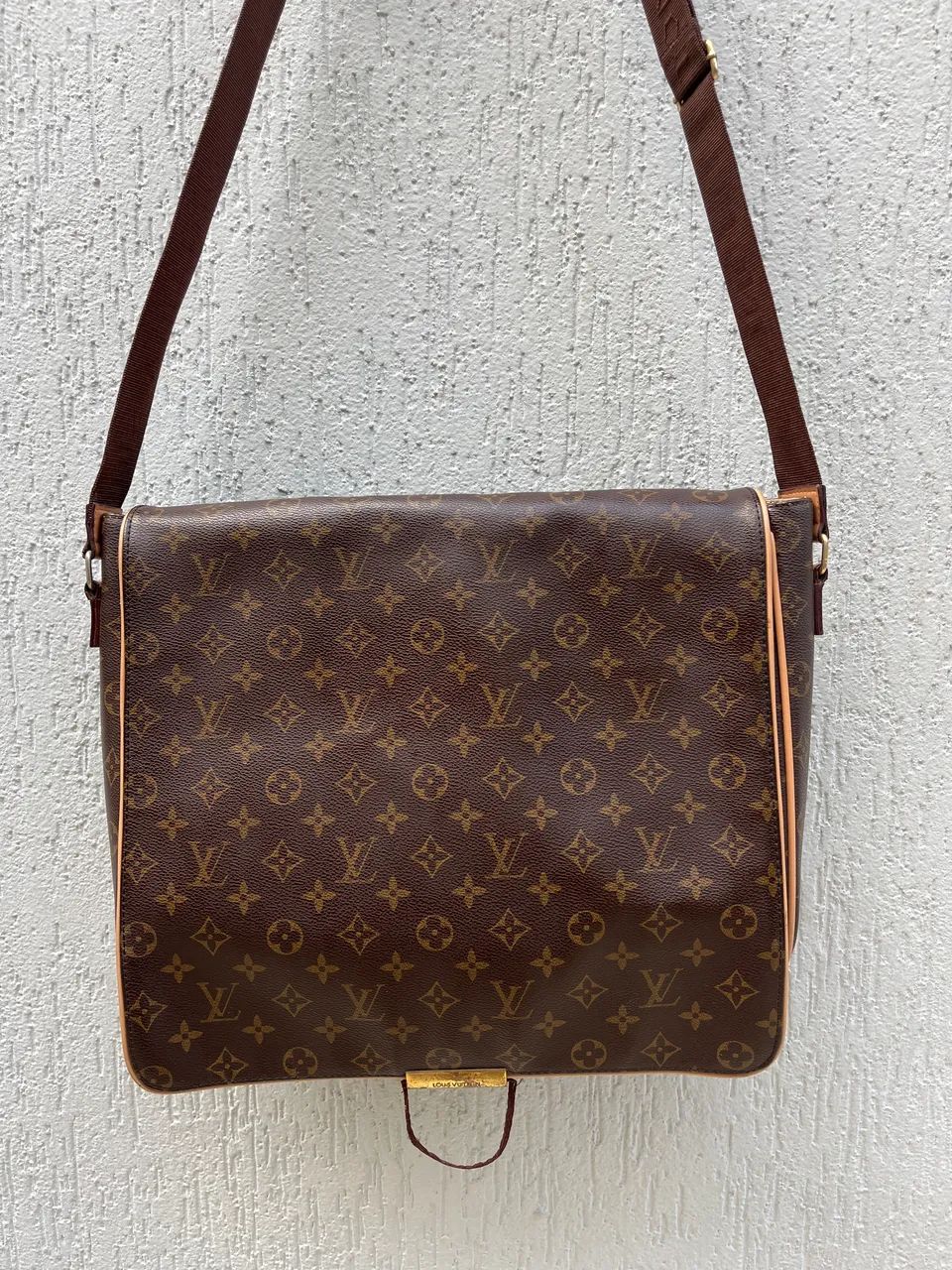 Bolsa carteiro Louis vuitton couro! 