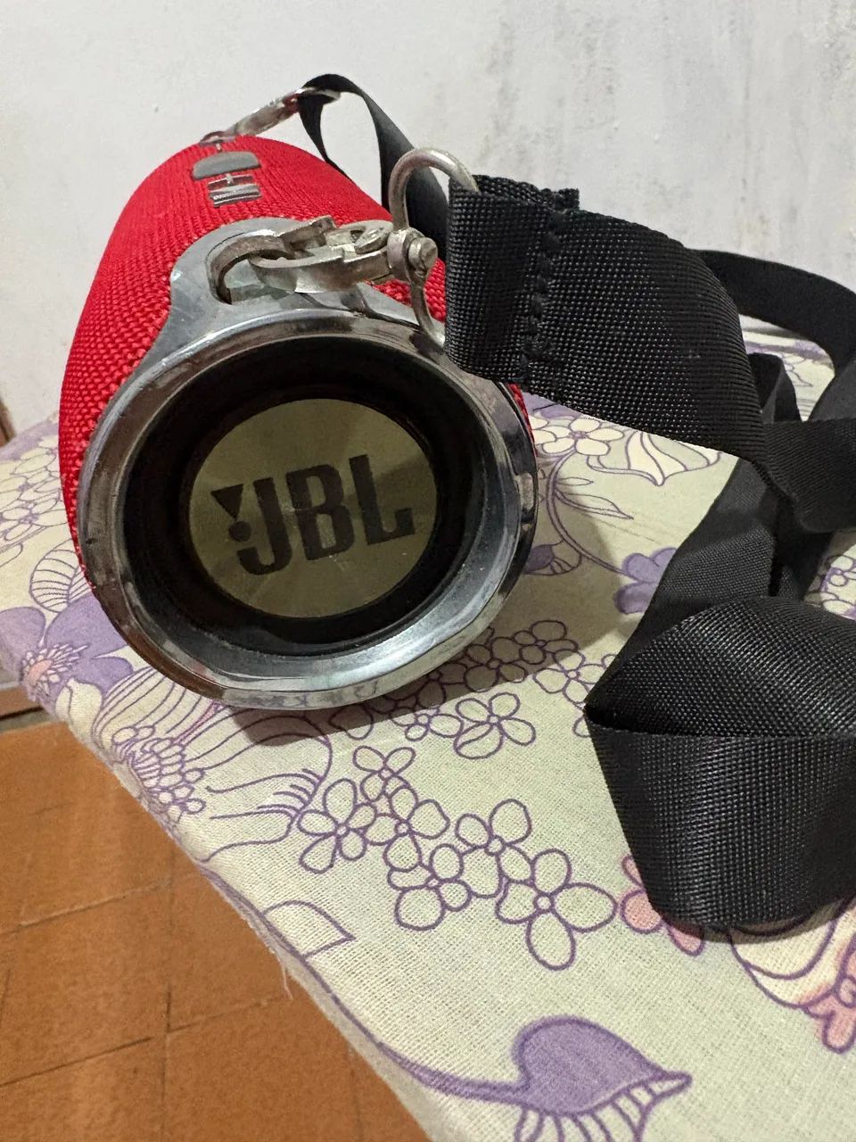 Caixa de som JBL  - Foto 2