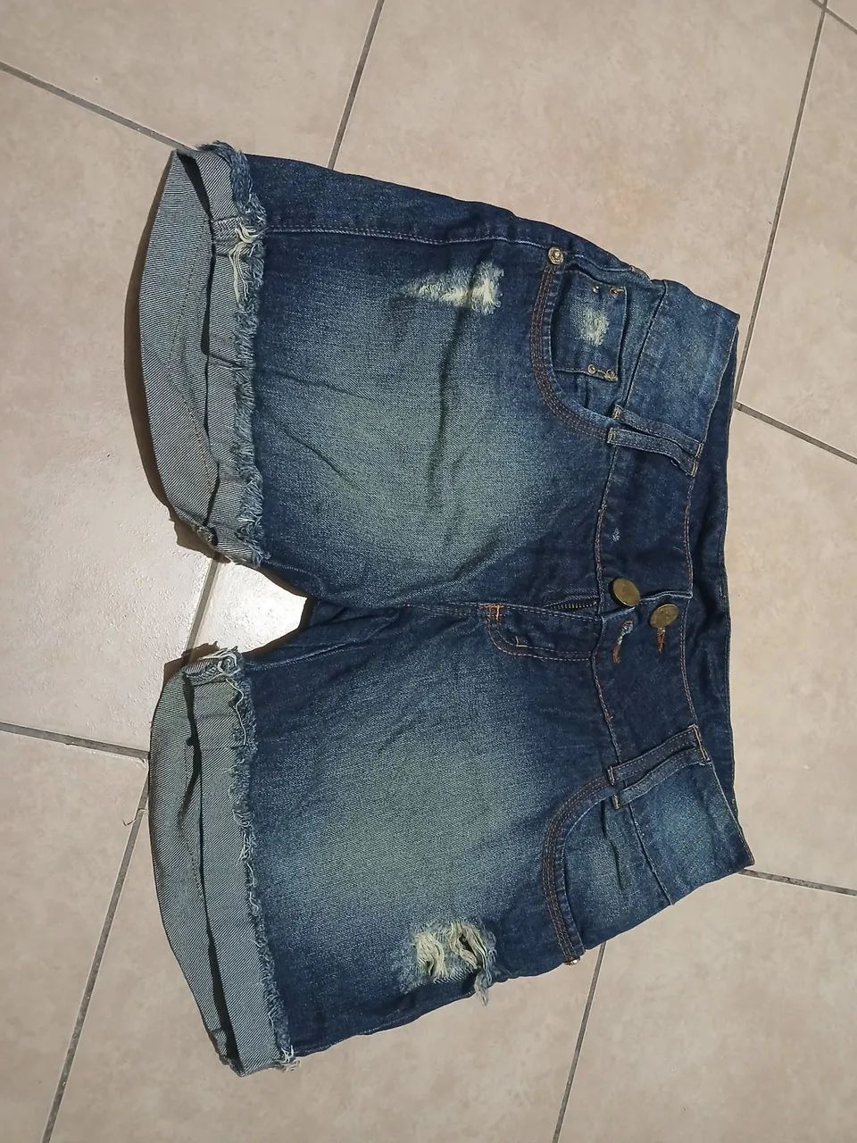 Vende-se bermuda jeans 