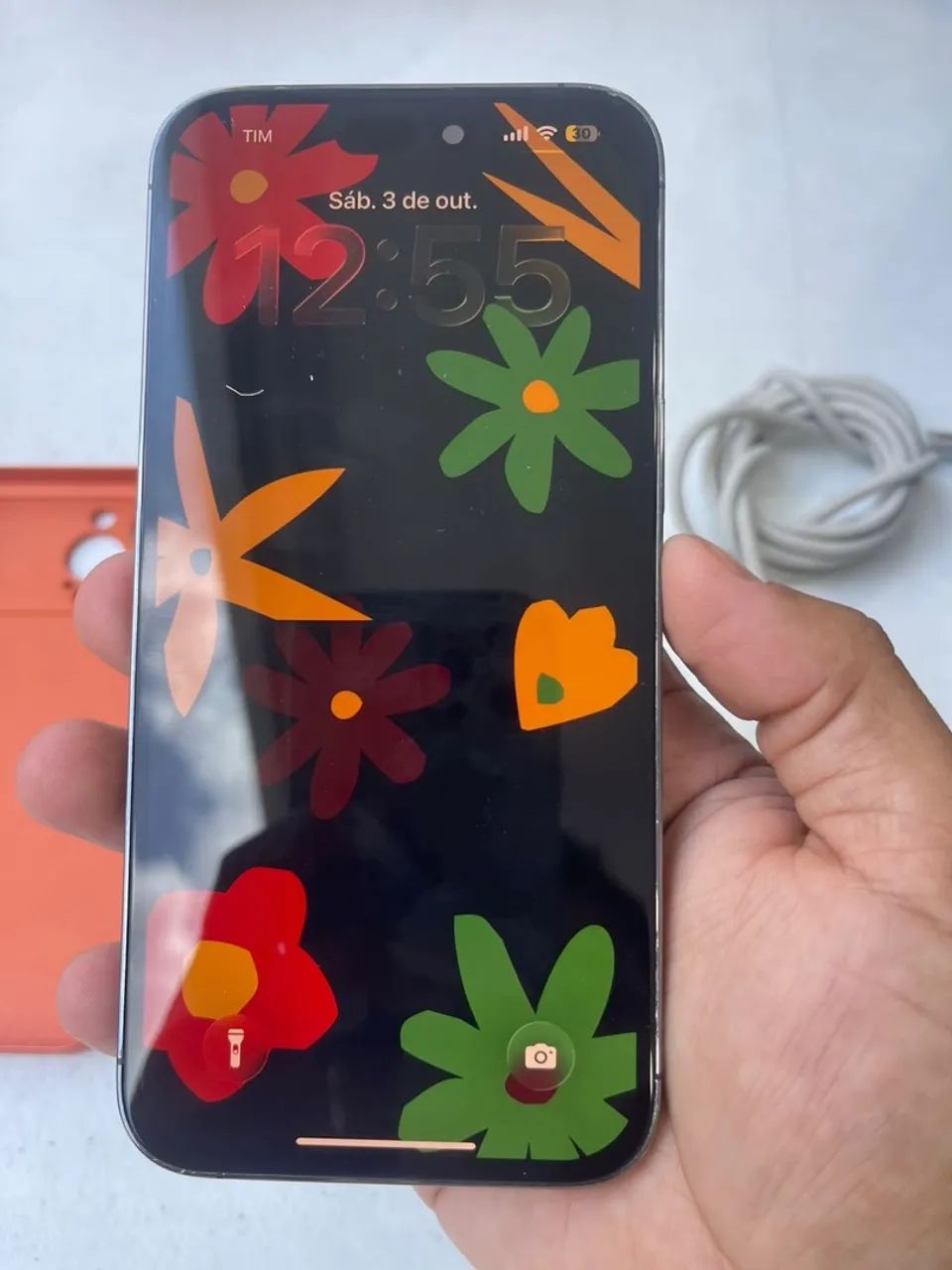 iOS 14 pro max com problema na tela e traseira trincada - Foto 3