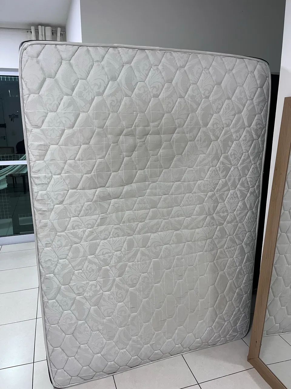 CAMA DE CASAL MOLAS ENSACADAS