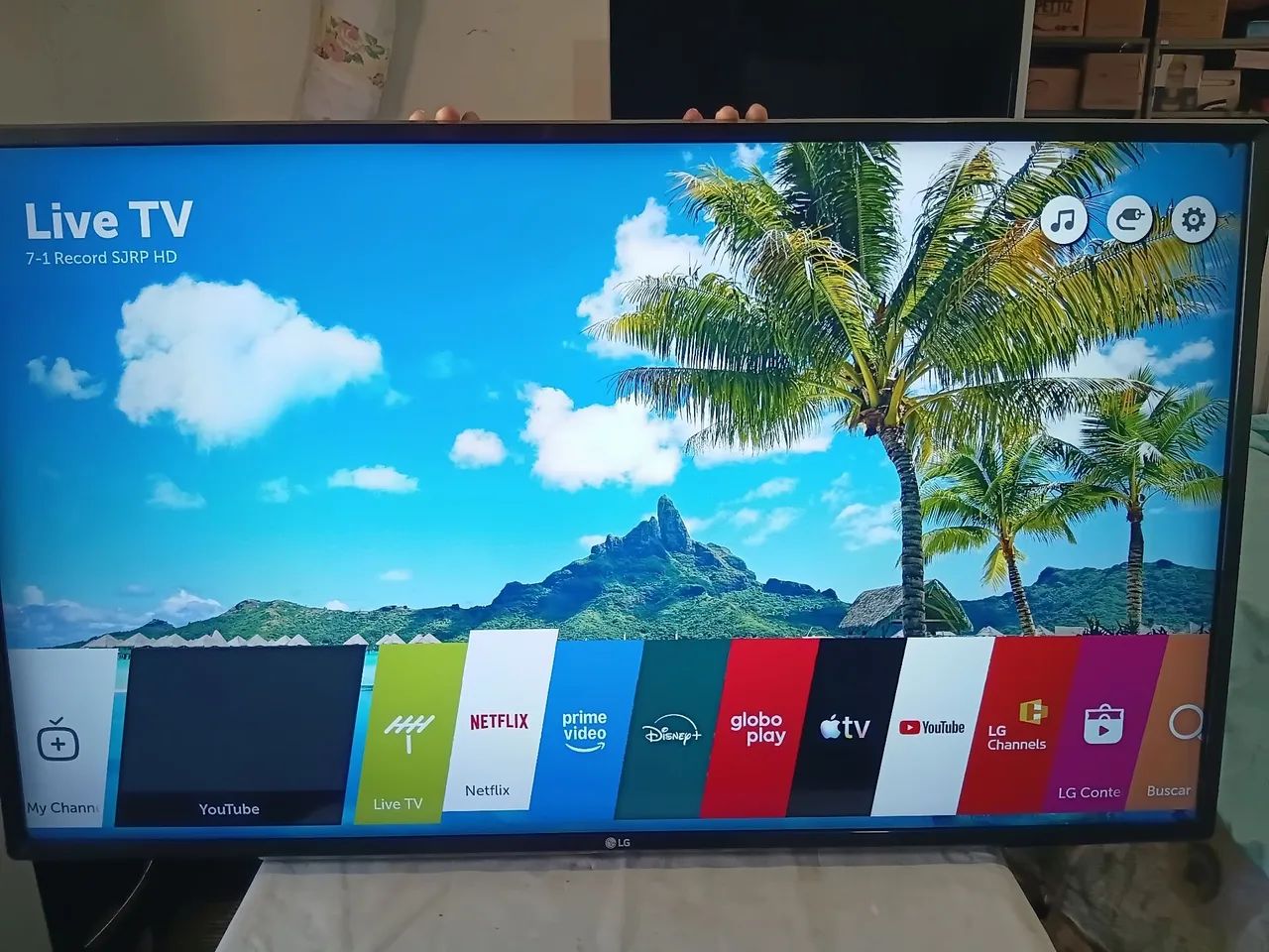 Vendo tv lg 50 polegadas smart 4k  - Foto 2