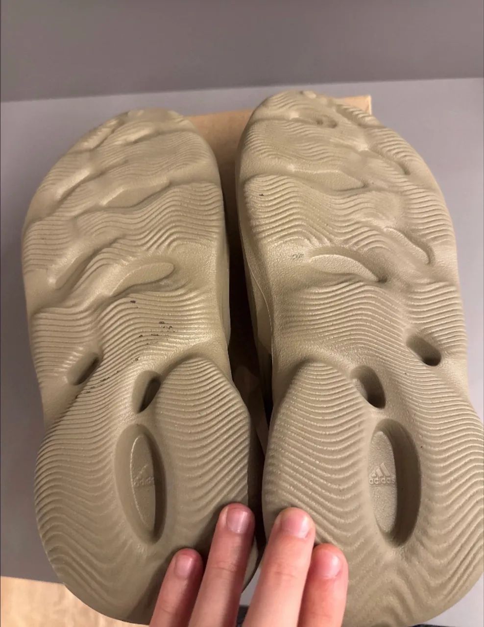Adidas Yeezy Foam Runner 40 - Foto 5