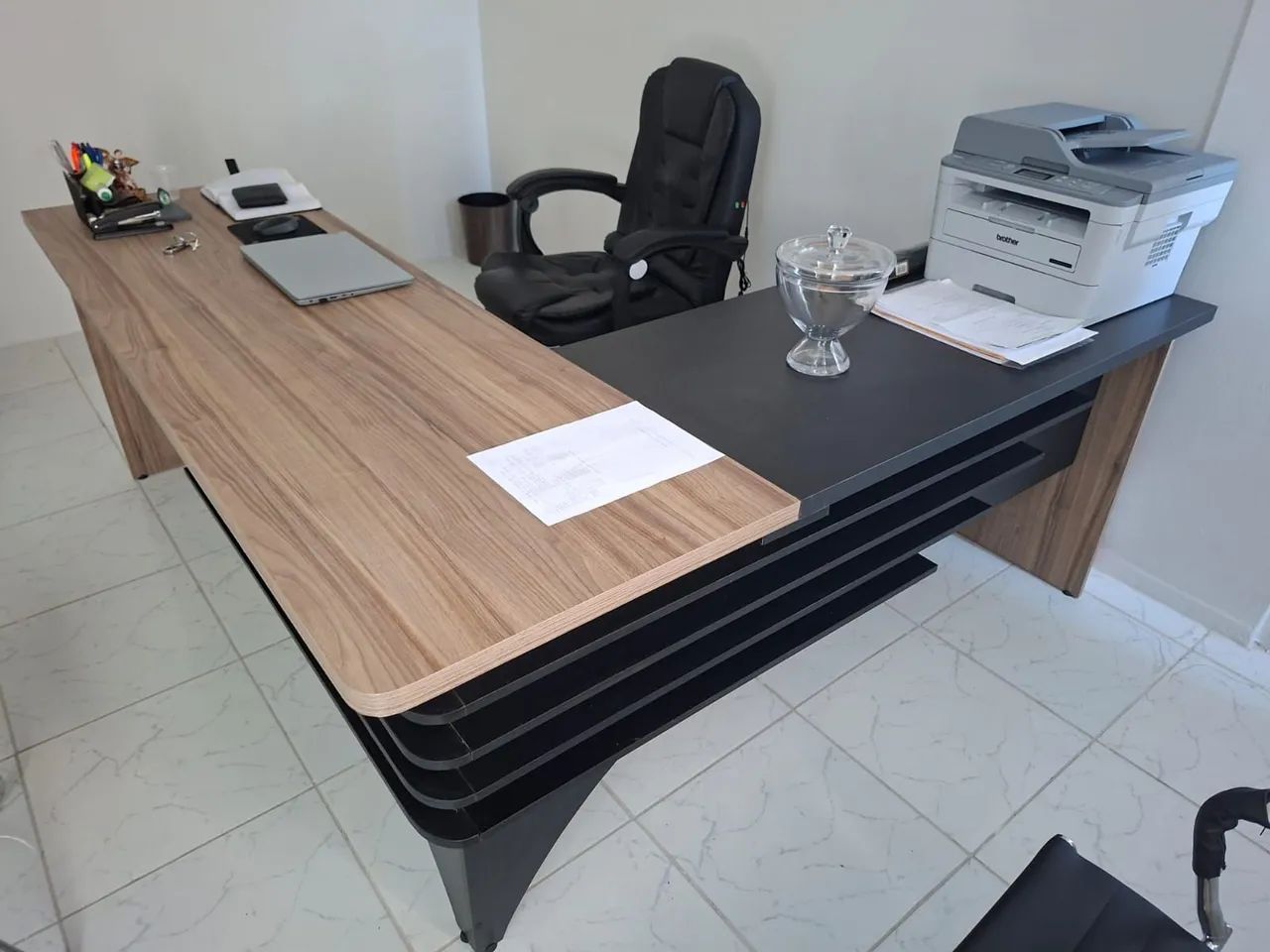 Mesa escritório em L - Foto 2