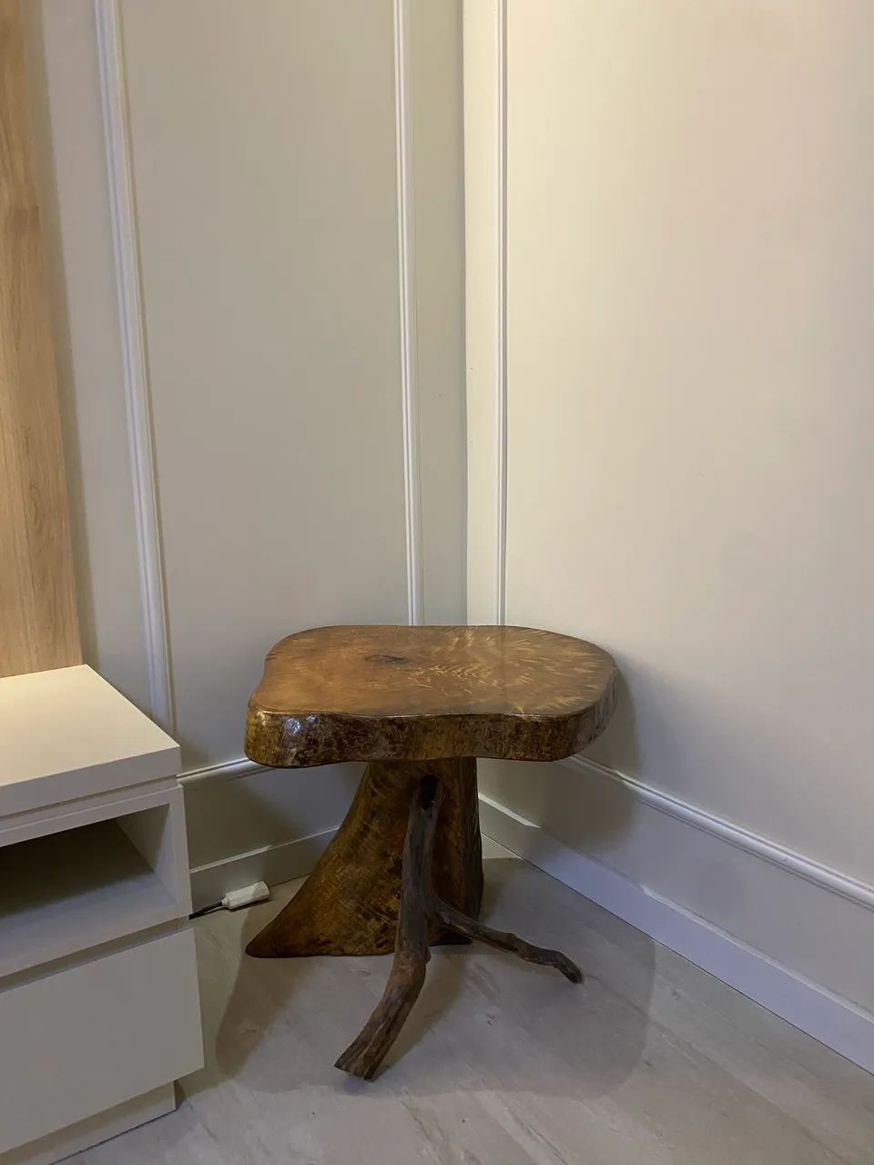 Mesa de Centro Rústica em Madeira Maciça - Foto 5