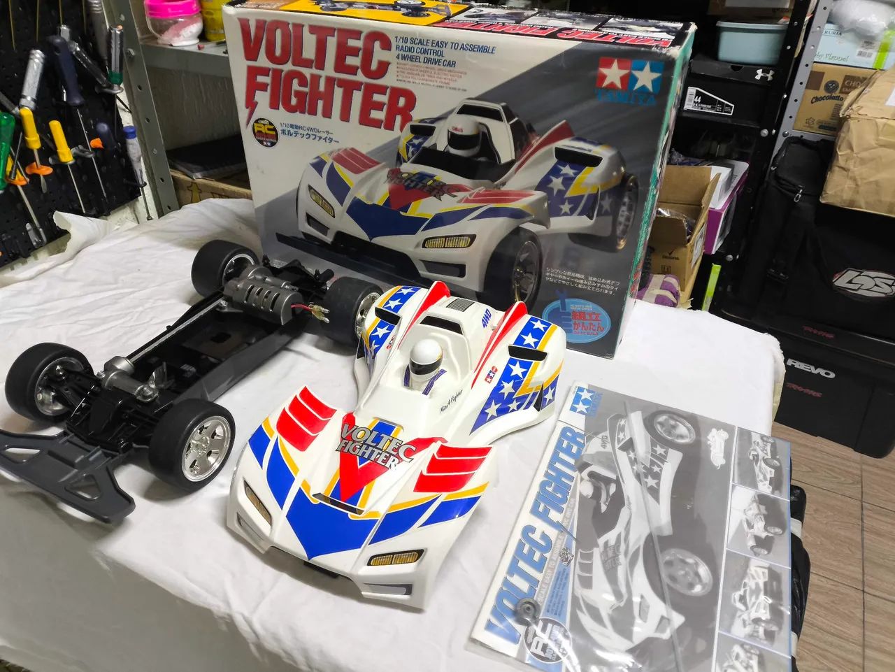 Tamiya 2 Clássicos 1/10 (Voltec Fighter & Thunder Blitz) na Caixa - Foto 2