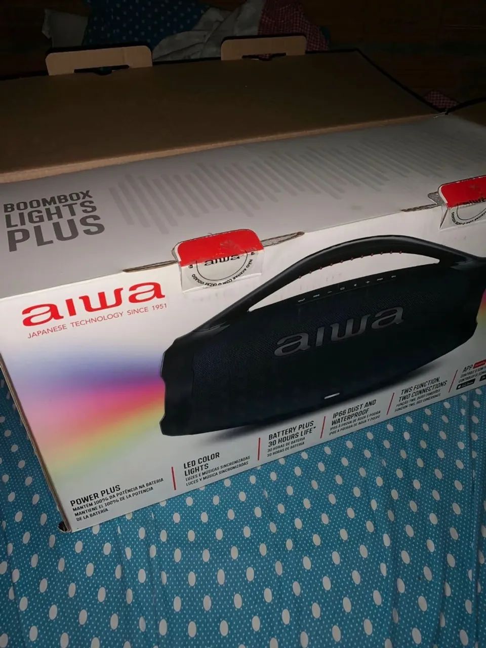 Bombox aiwa nova
