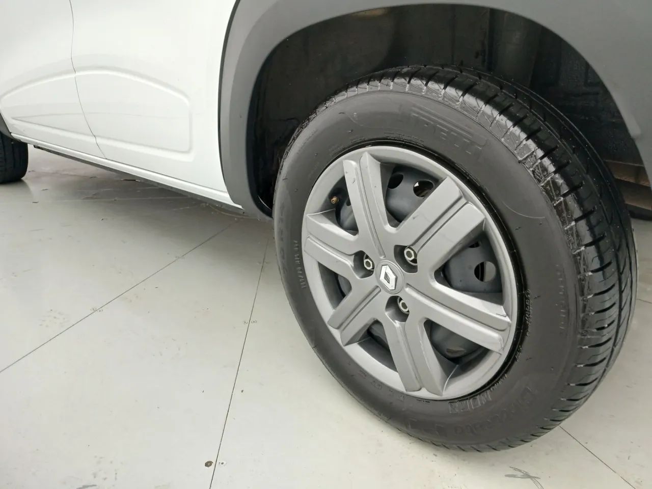 Renault Kwid 1.0 Zen, foto 12 de 18