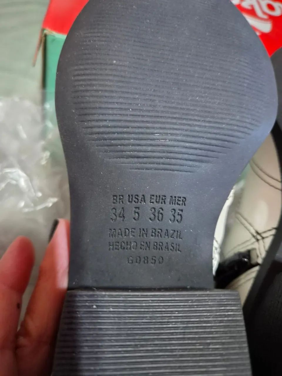 Bota Dakota Branca, tamanho 34 - Foto 3