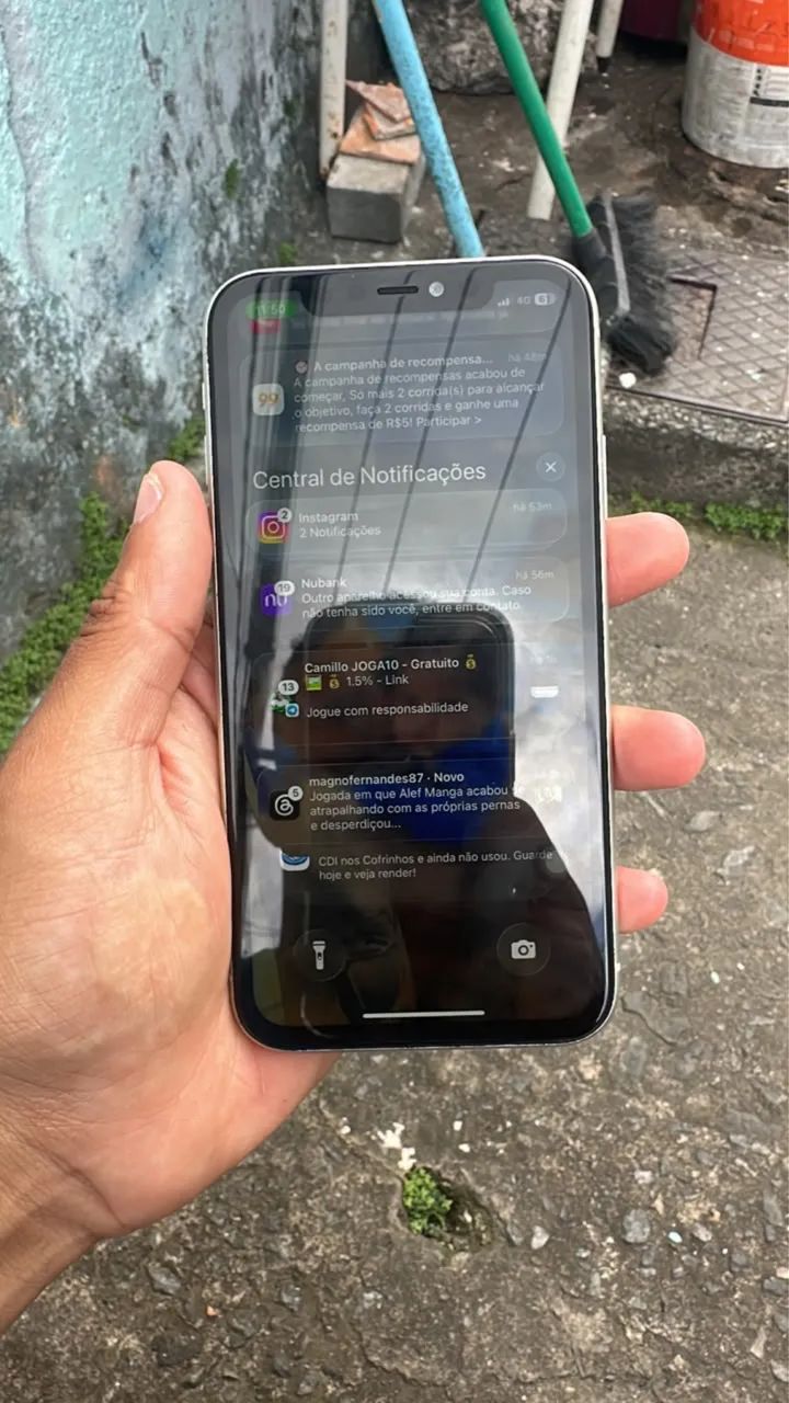 iPhone 11 64GB - Foto 2