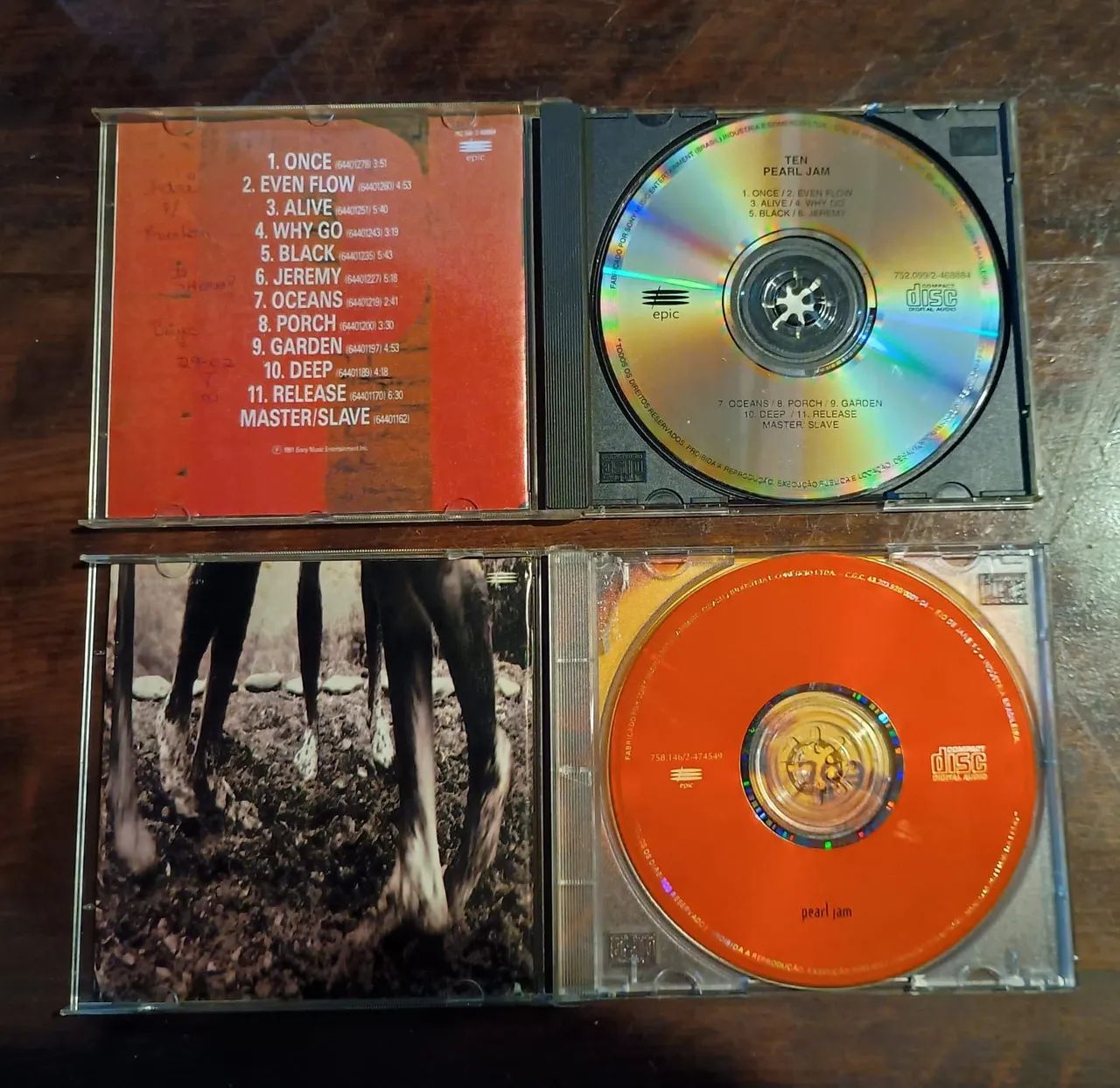 Dois primeiros álbuns do Pearl Jam: Ten e Animal. - Foto 3
