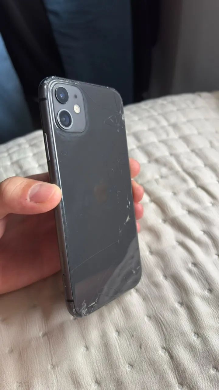 IPHONE 11(VALOR NEGOCIAVEL) - Foto 5