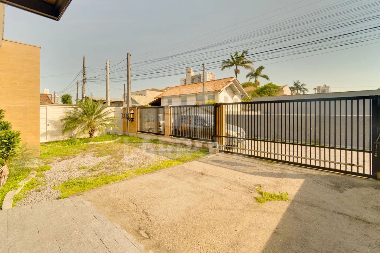 Casa à venda no Centro - Foto 4