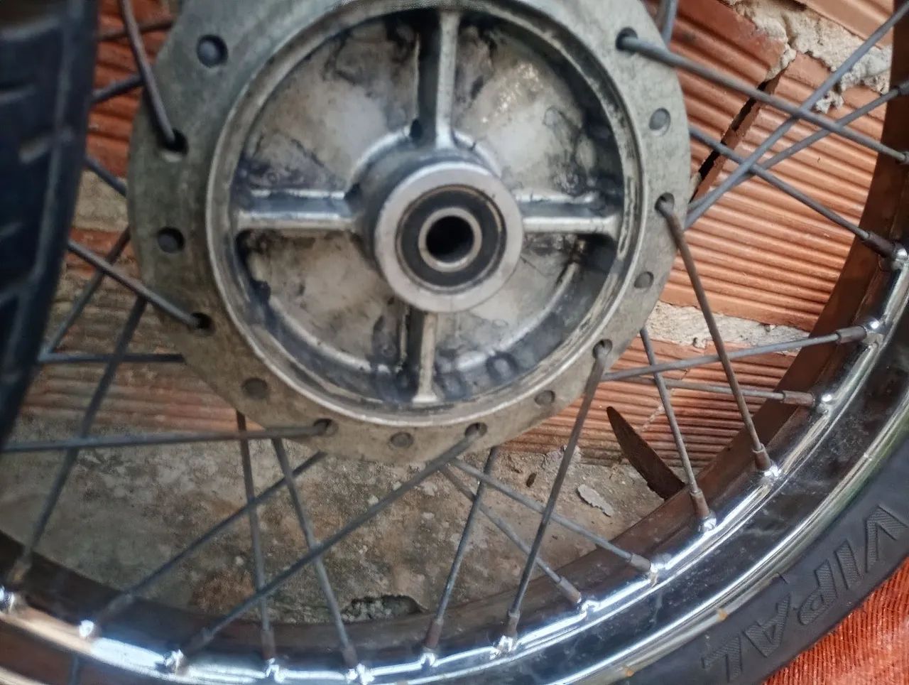 Roda de moto de ferro - Foto 3