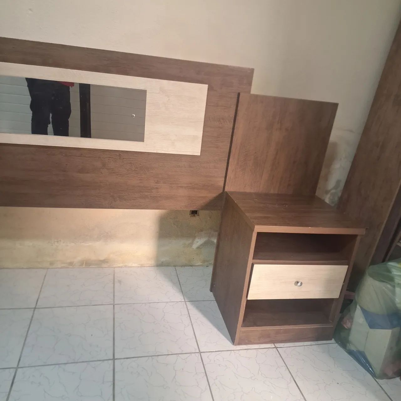 Cabeceira de cama projetada 