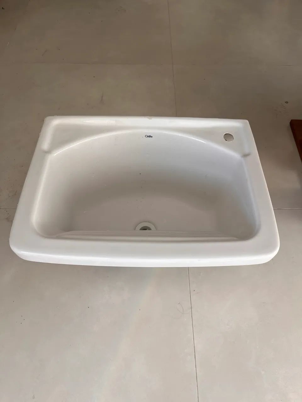 Tanque de porcelana - Celite