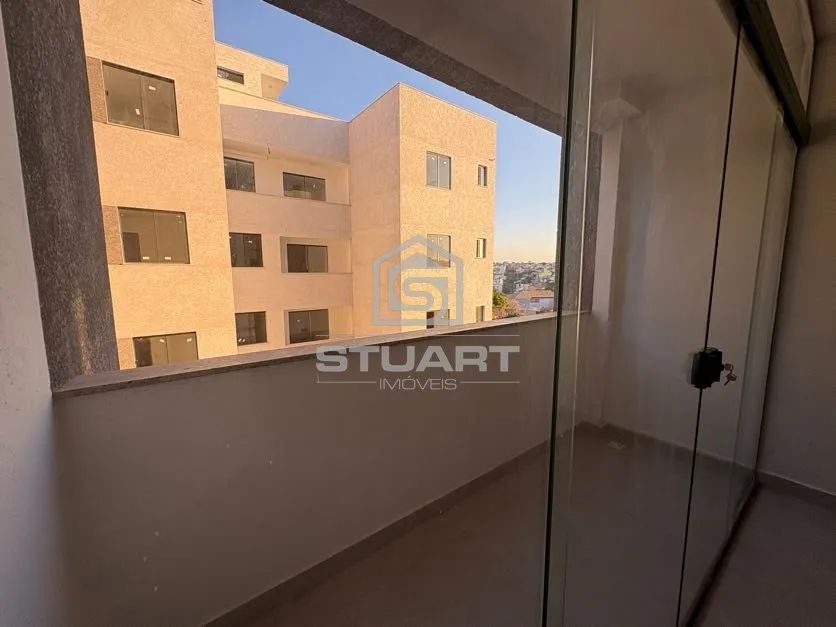 Apartamento com 2 quartos, suíte e 1 vaga! - Foto 3