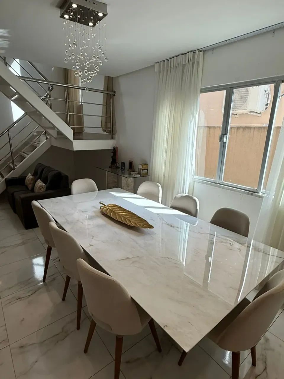 RESIDENCIAL LARANJEIAS, 4 SUÍTES, S/ 1 TÉRREA, PISCINA, CHURRASQUEIRA, COM ARMARIOS E AR. - Foto 4